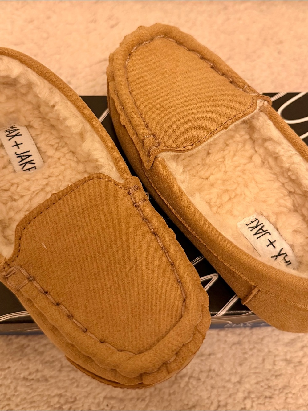 NEW Boys Mocs Size 10M